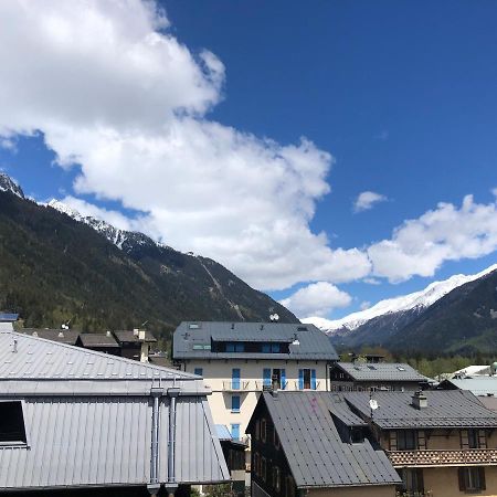 Studio Lumineux Neuf Dans L'Hyper Centre Avec Vue Chamonix Exterior foto